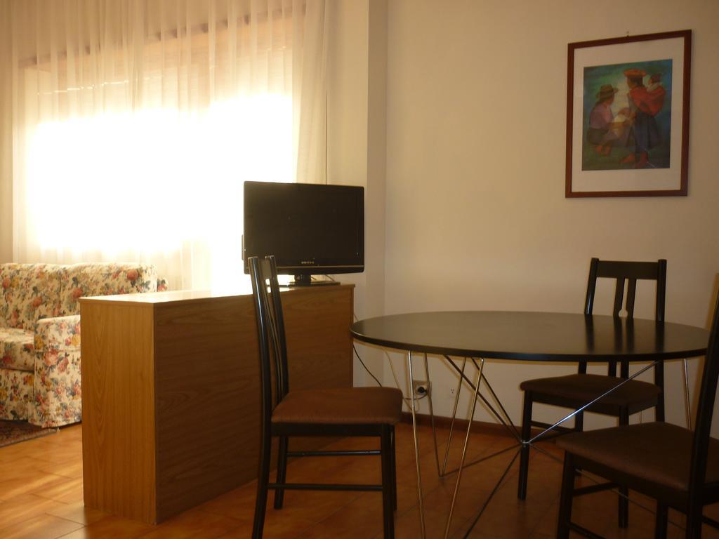 Eur Nir Residence Roma Cameră foto